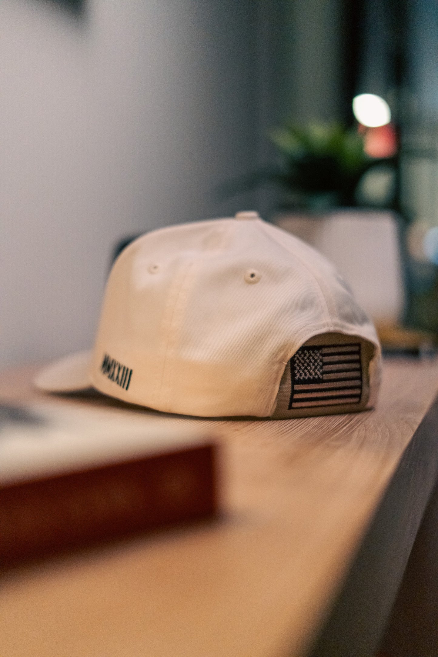 Starter Pack 5 Kap-Baks — on cap wooden counter